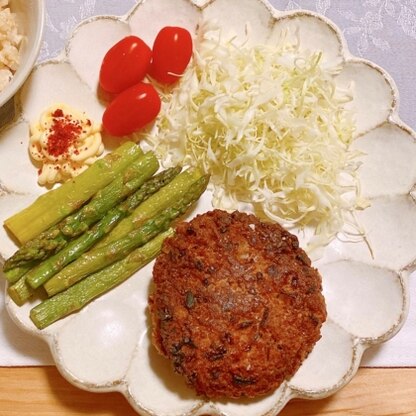 大豆ミートで初料理！！食感はお肉みたいで美味しかったです〜！